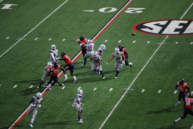 american football pitch 768x515 - Blog